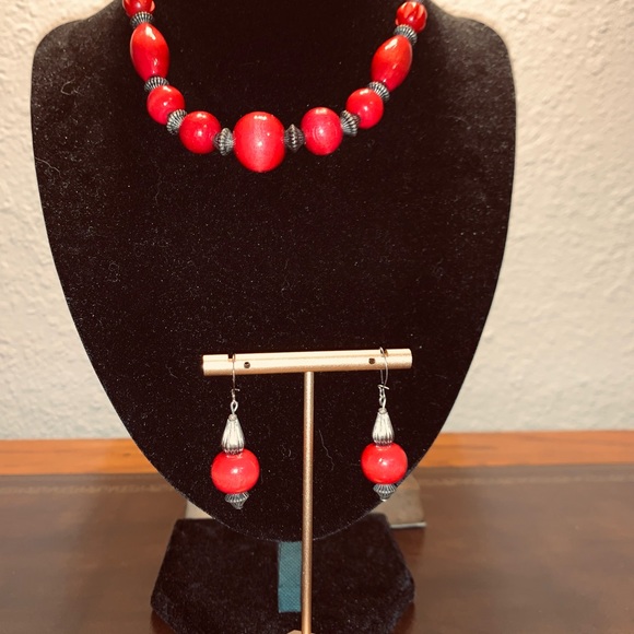 Vintage Wooden Beads with Silver Spacers - Picture 1 of 8